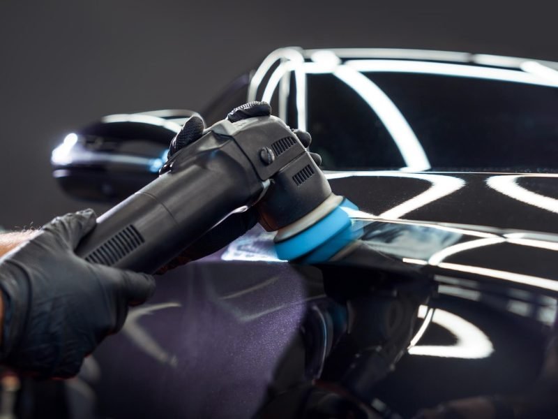 car-detailing-and-polishing.jpg